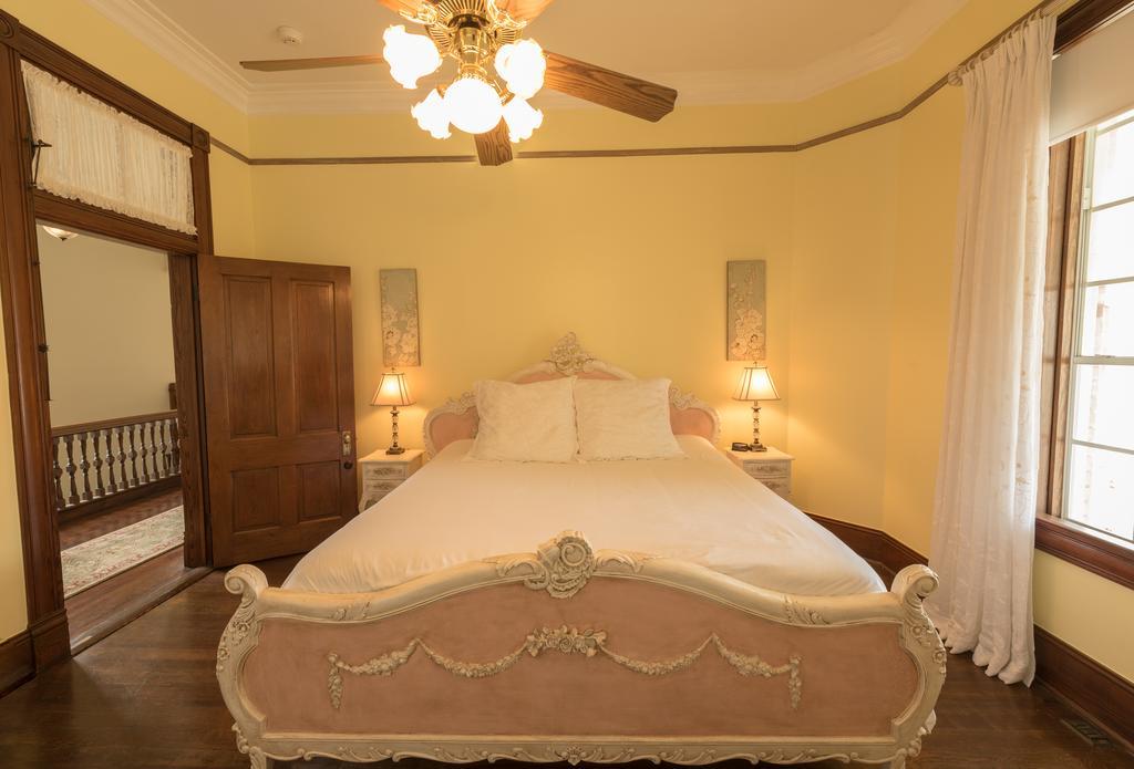 Bed and Breakfast Mosheim Mansion Seguin Esterno foto